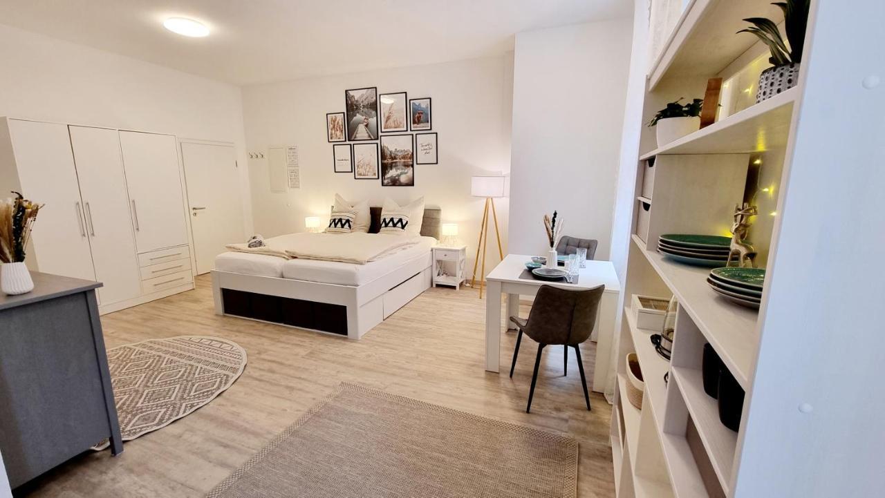Stadtgarten-Studios - Im Zentrum Mit Parkplatz Weingarten  Exteriör bild