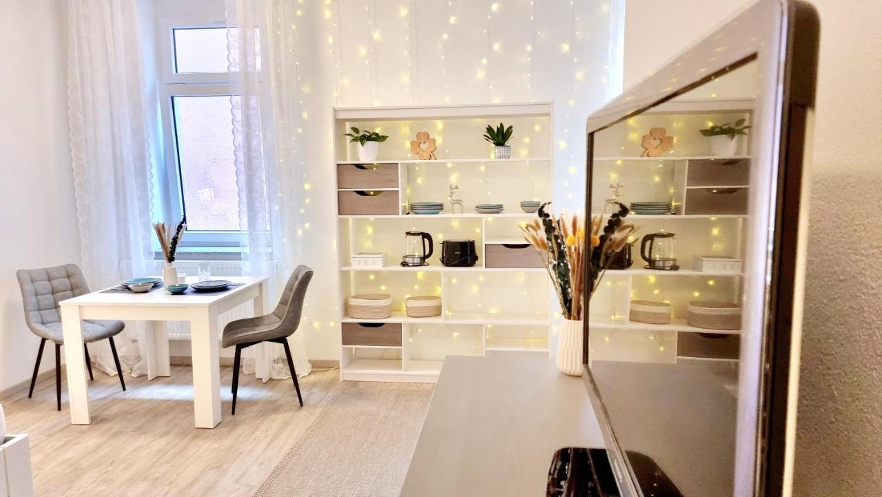 Stadtgarten-Studios - Im Zentrum Mit Parkplatz Weingarten  Exteriör bild